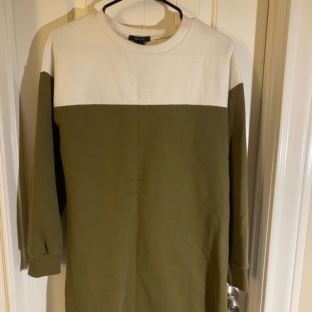 Sweatshirt Dress